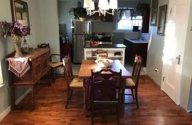 Vineyard Mansion & Carriage House Bed & Breakfast - Yerinde Yemek