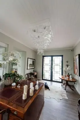 Vineyard Views Country House - Lobi