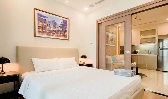 Vinhomes Golden River Luxury Apartment - Oda