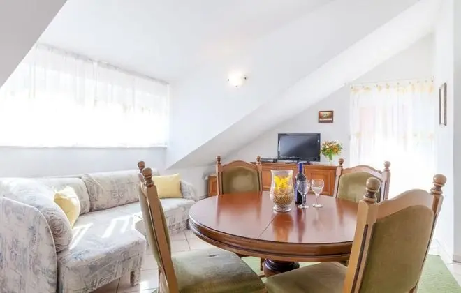 Vini- Beautiful Garden and Terrase - A4 - Yerinde Yemek