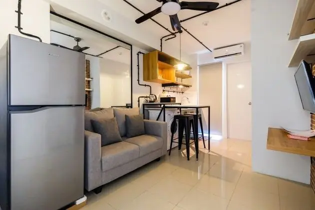 Vintage 2BR Bassura City Apartment