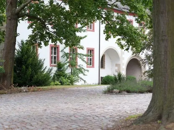 Vintage Apartment in Arzberg - Triestewitz With Terrace - Dış Mekan
