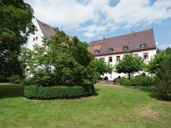 Vintage Apartment in Arzberg - Triestewitz With Terrace - Öne Çıkan Resim