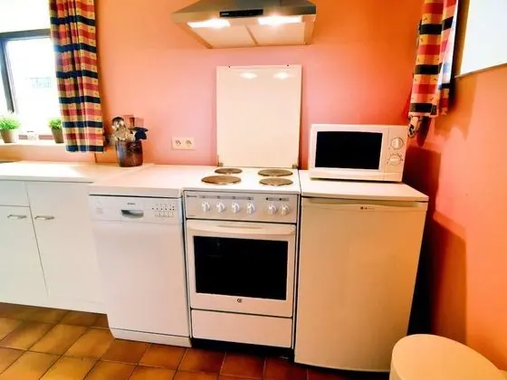 Vintage Cottage With Shared Garden in Paliseul