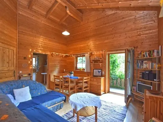 Vintage Holiday Home in Grafenried With Garden - Yerinde Yemek