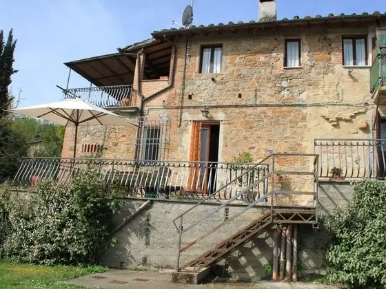 Vintage Holiday Home in Montaione With Pool - Dış Mekan