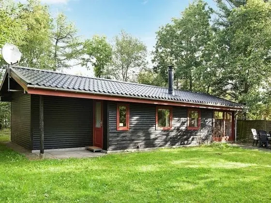 Vintage Holiday Home near Ulfborg with Conservatory