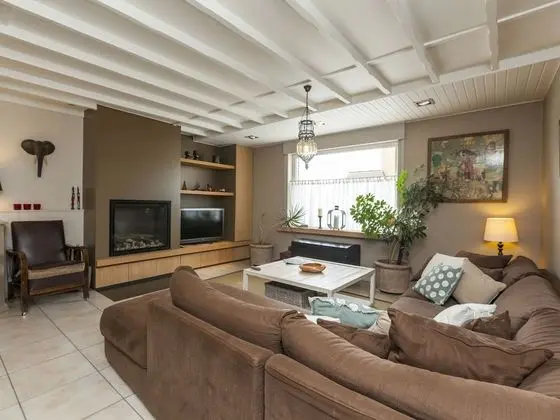 Vintage Villa in Knokke-Heist near Beach - Oda Düzeni