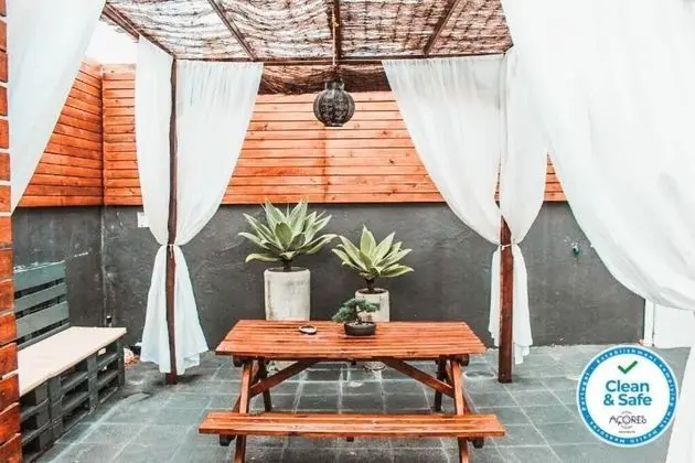 Vintage Place - Azorean Guest House - Oda Düzeni