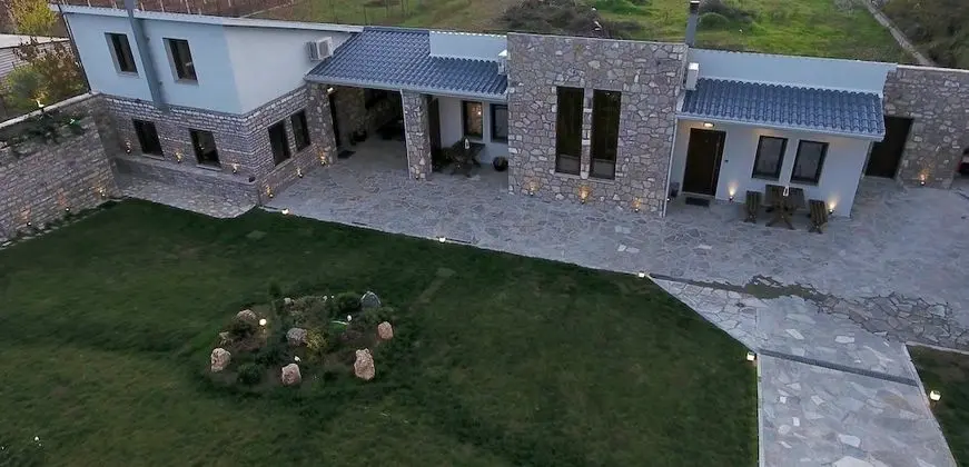 Vintage Suites Trikala - Dış Mekan