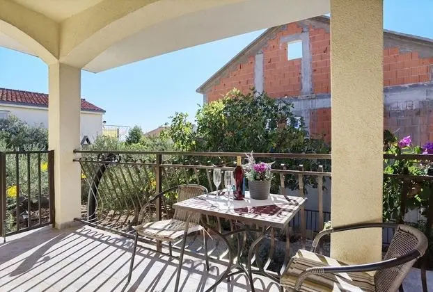 Vinx - Grill and Terrace - A2