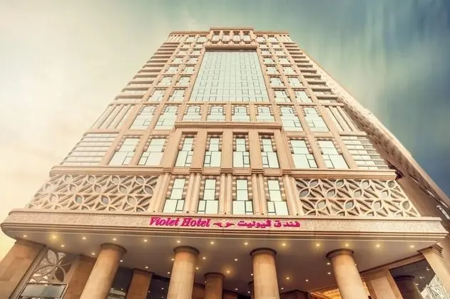 Violet Hotel - 1