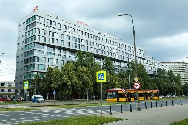 Violet Triton Apartment