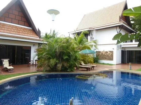 VIP Chain Resort Pool Villa - Öne Çıkan Resim