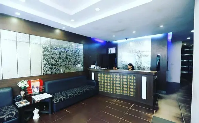 Hotel VIP International - Lobi