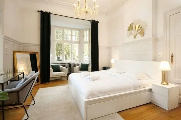 VIP Suite Apartment - 5 min walk center - Oda