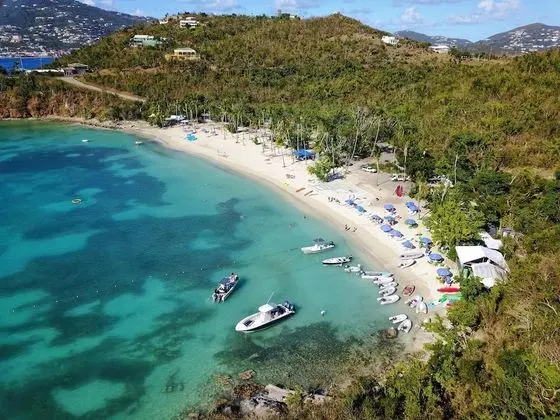 Virgin Islands Campground - Plaj