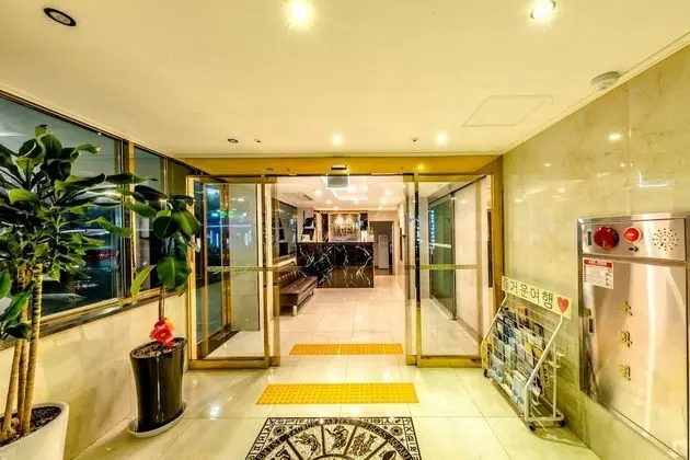 Virginia Hotel - Lobi
