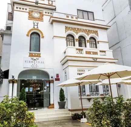 Hotel Virreynal by Maysa
