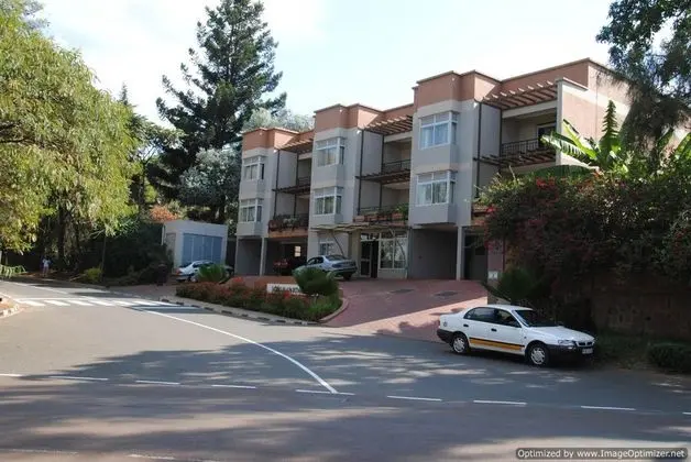 Visit Kigali and Have a Wonderfully Stay at Nobilis Senior Suite - Dış Mekan
