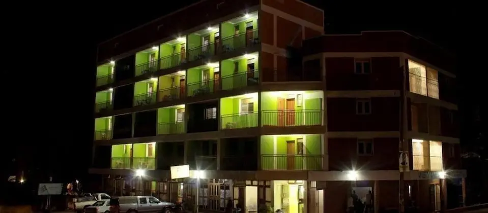 Visitors Inn - 1