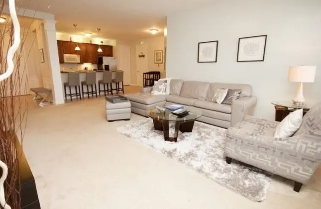 Vista Cay Gem 3 Bedroom Condo by Redawning