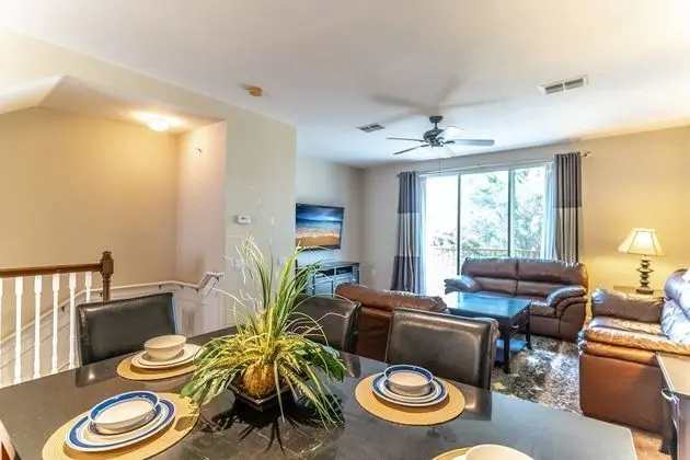 Vista Cay by PRP