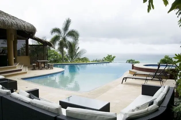 Hotel Vista de Olas - Havuz