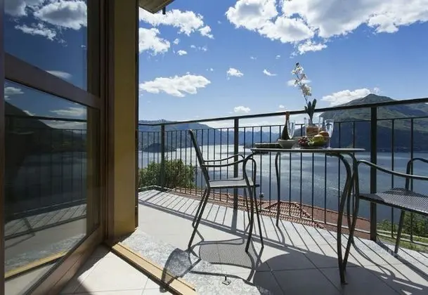 Vista d'Oro Ulivo Apt. 8