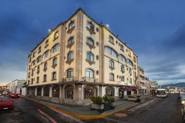 Hotel Vista Express Morelia By Arriva Hospitality Group - Dış Mekan