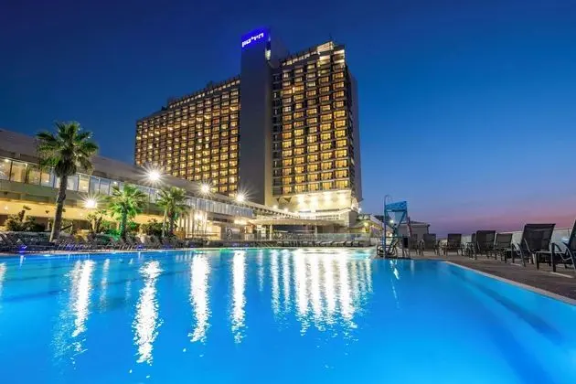 The Vista at Hilton Tel Aviv - Havuz