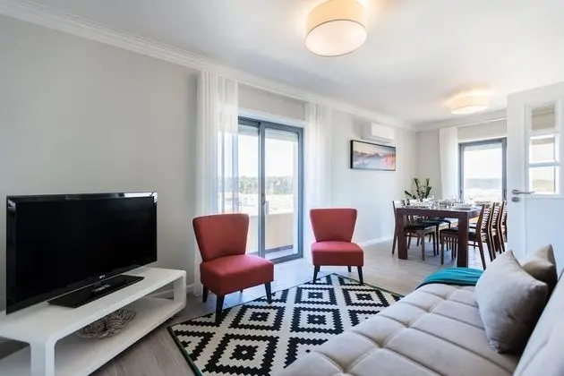Vista Mare Beach Apartments By Porto City Hosts - Oda Düzeni