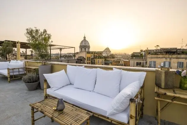 The Vista Rooms & Terrace