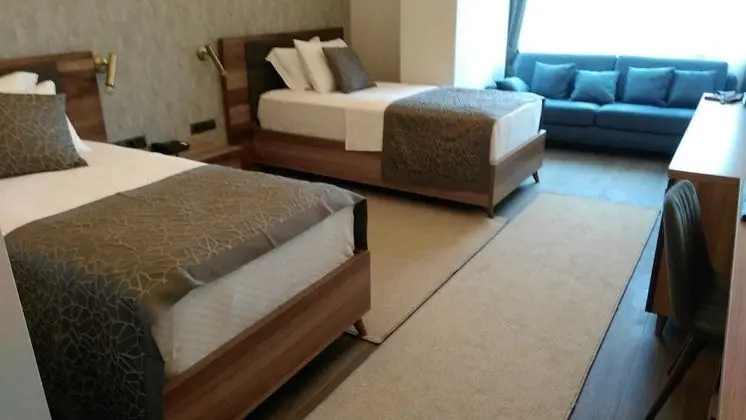 Vista Royal Hotel - Oda