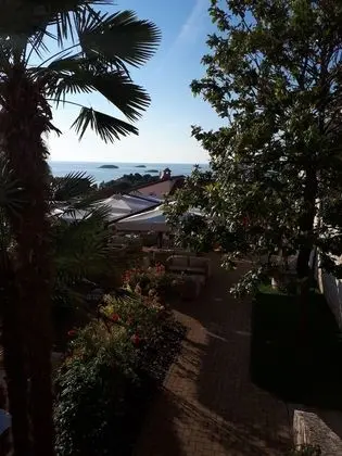 Hotel Vista - 1