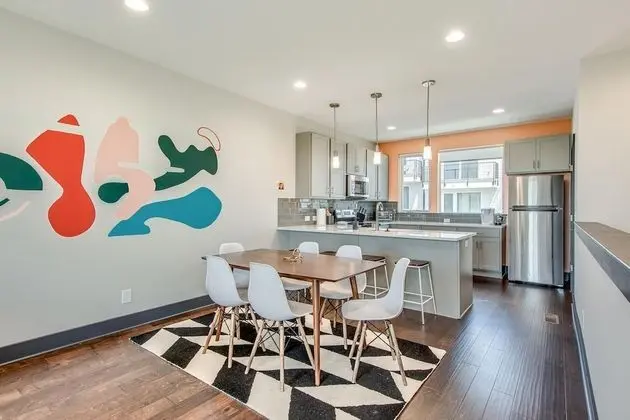 Visually Stunning 2BR 1.5BA Near Downtown ~ Balcony w/ City View