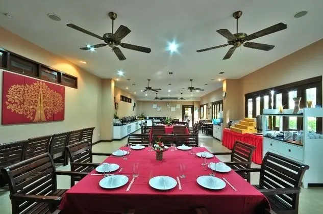 VITS Gazebo Resort Pattaya - Yeme / İçme