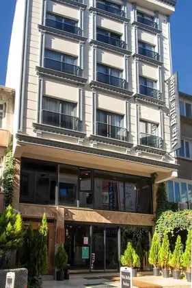 Vitta Bella Suites