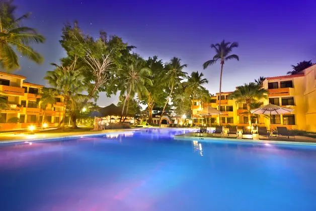 Viva Wyndham Dominicus Beach Hotel
