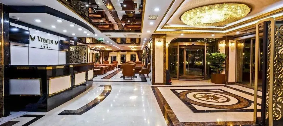 Vivaldi CE Gold Hotel - Lobi