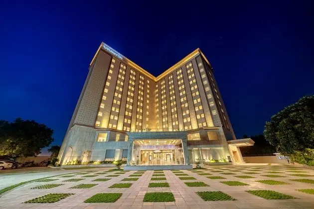 Vivanta Ahmedabad SG Highway