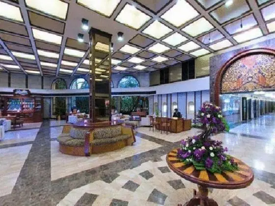 Vivanta Colombo Airport Garden - Lobi