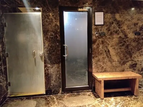 Vivanta Hyderabad, Begumpet - Spa