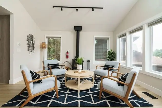 Vivenda Vida Boa by Avantstay Recently Renovated Home in Manzanita w/ Lovely Sunny Deck - İç Mekan