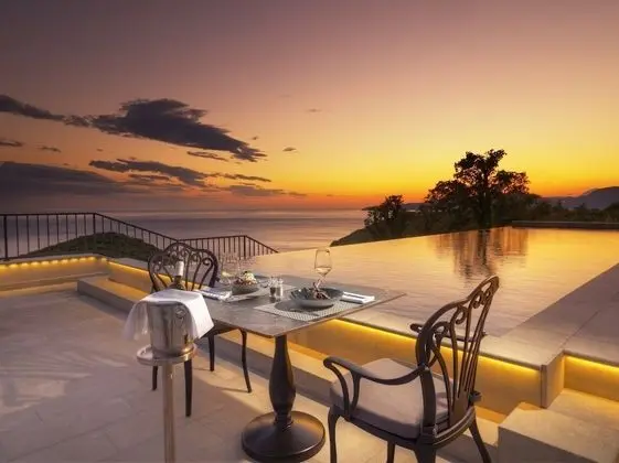 Vivid Blue Serenity Resort - 1