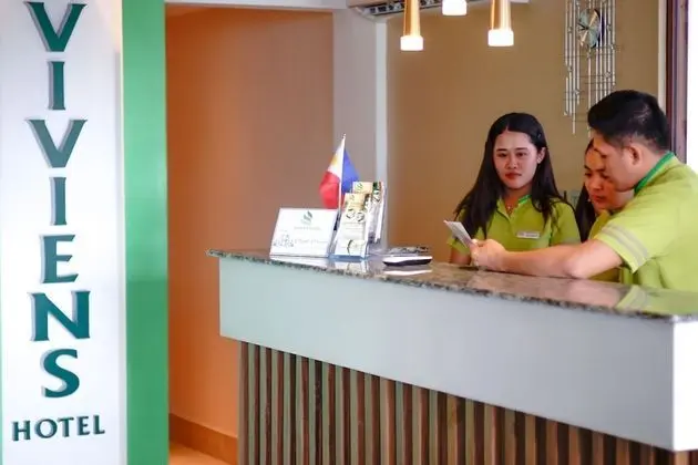 Vivien's Hotel - Lobi