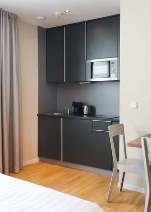 VN17 Rooftop Suites by Prague Residences - Mutfak