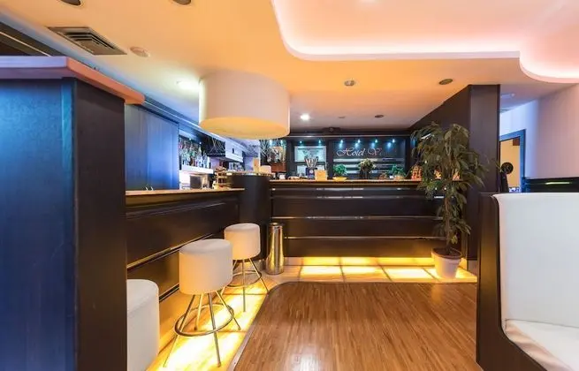 Hotel Vogue