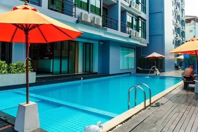 Vogue Pattaya Hotel - Havuz