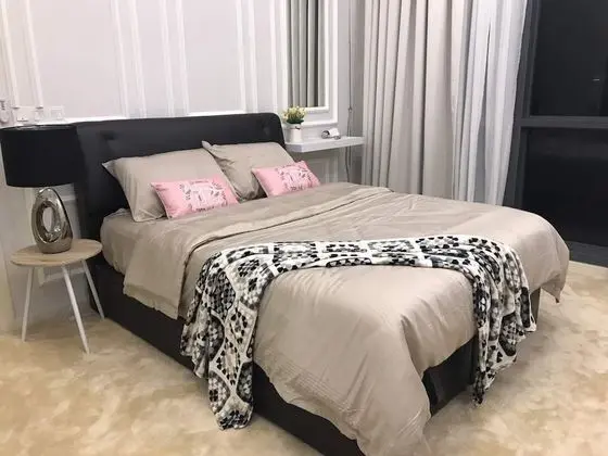 Vogue Suites One - Oda